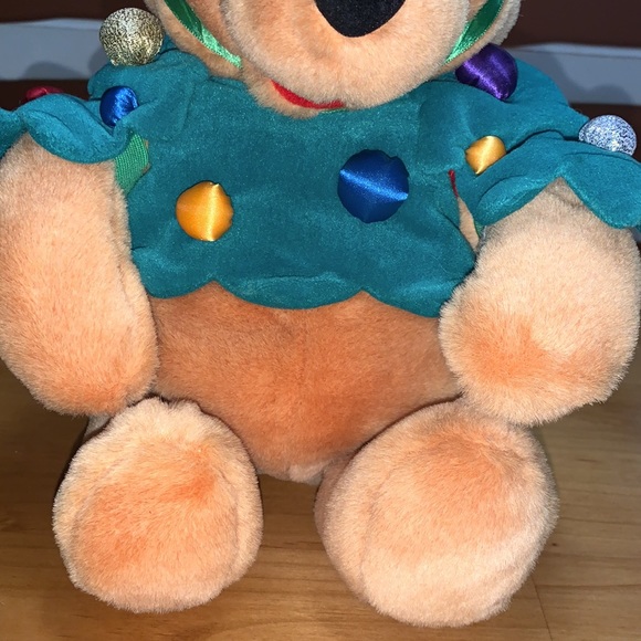 Winnie the Pooh plush Christmas Tree Holiday - Picture 3 of 12